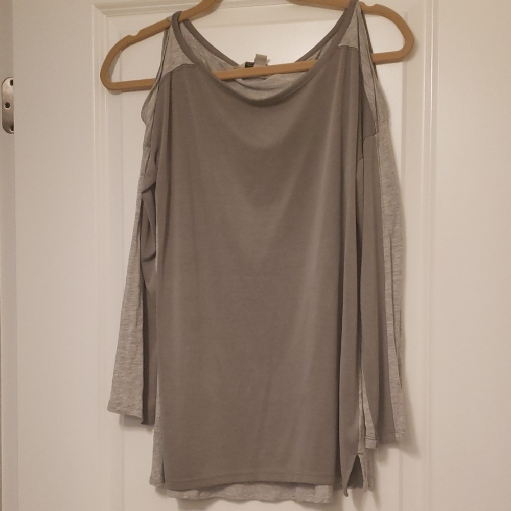 Calvin Klein Jeans Cold Shoulder Top